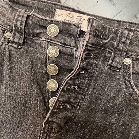 Free People - Picture 3 of 3